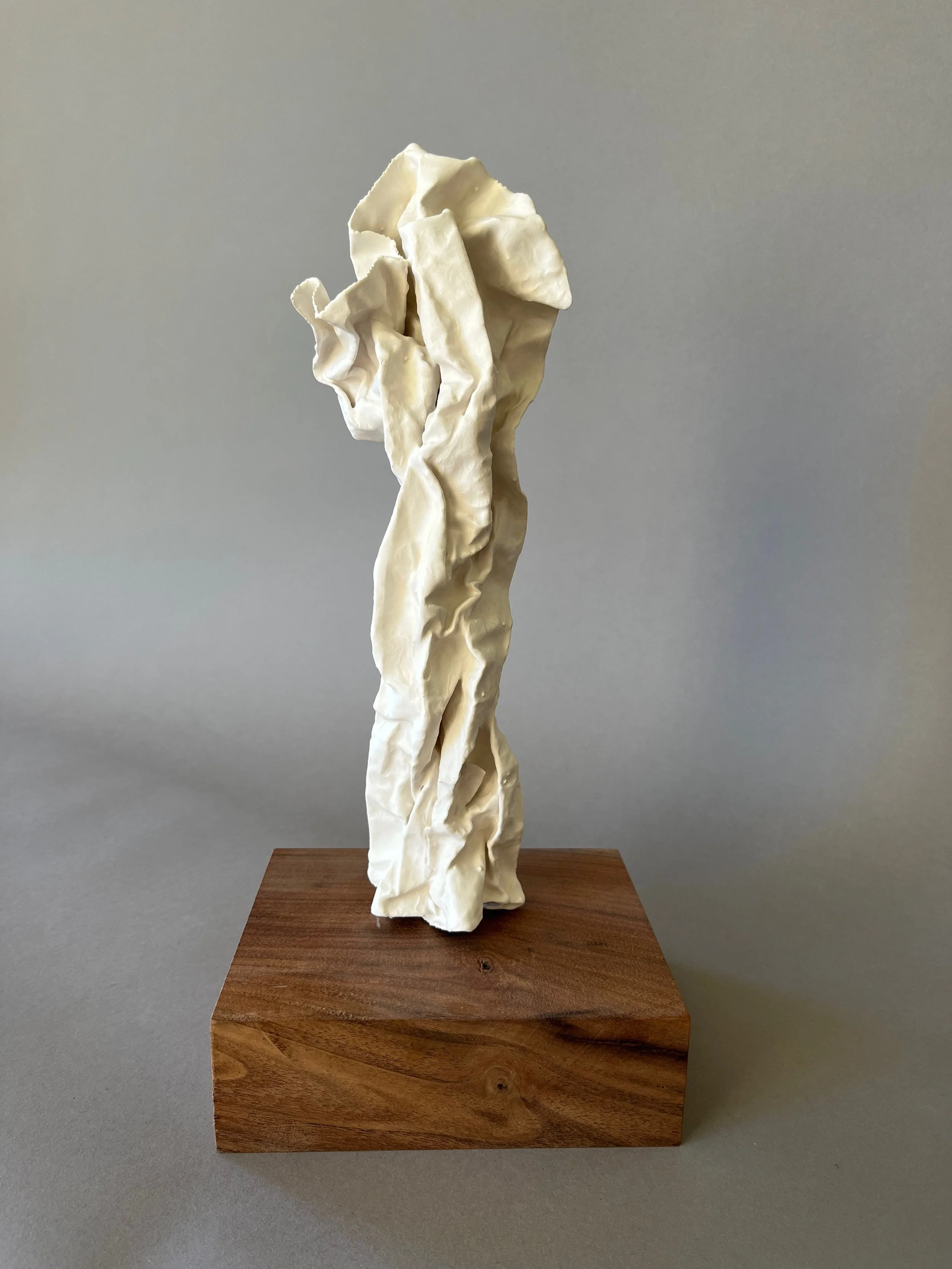 Grace 4 plaster sculpture by Lutz Hornischer.jpeg