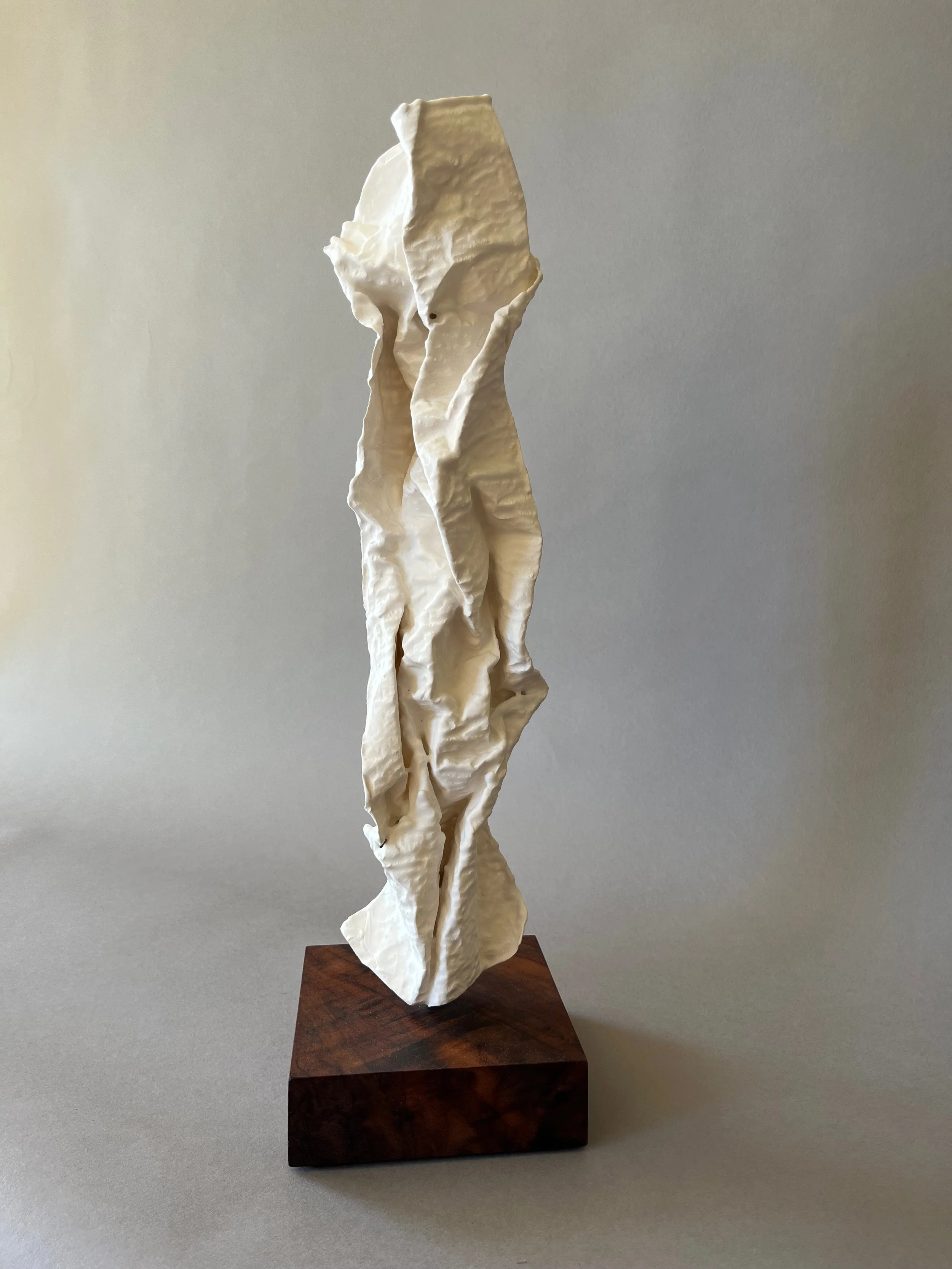 Pablo 2 plaster sculpture by Lutz Hornischer.jpeg