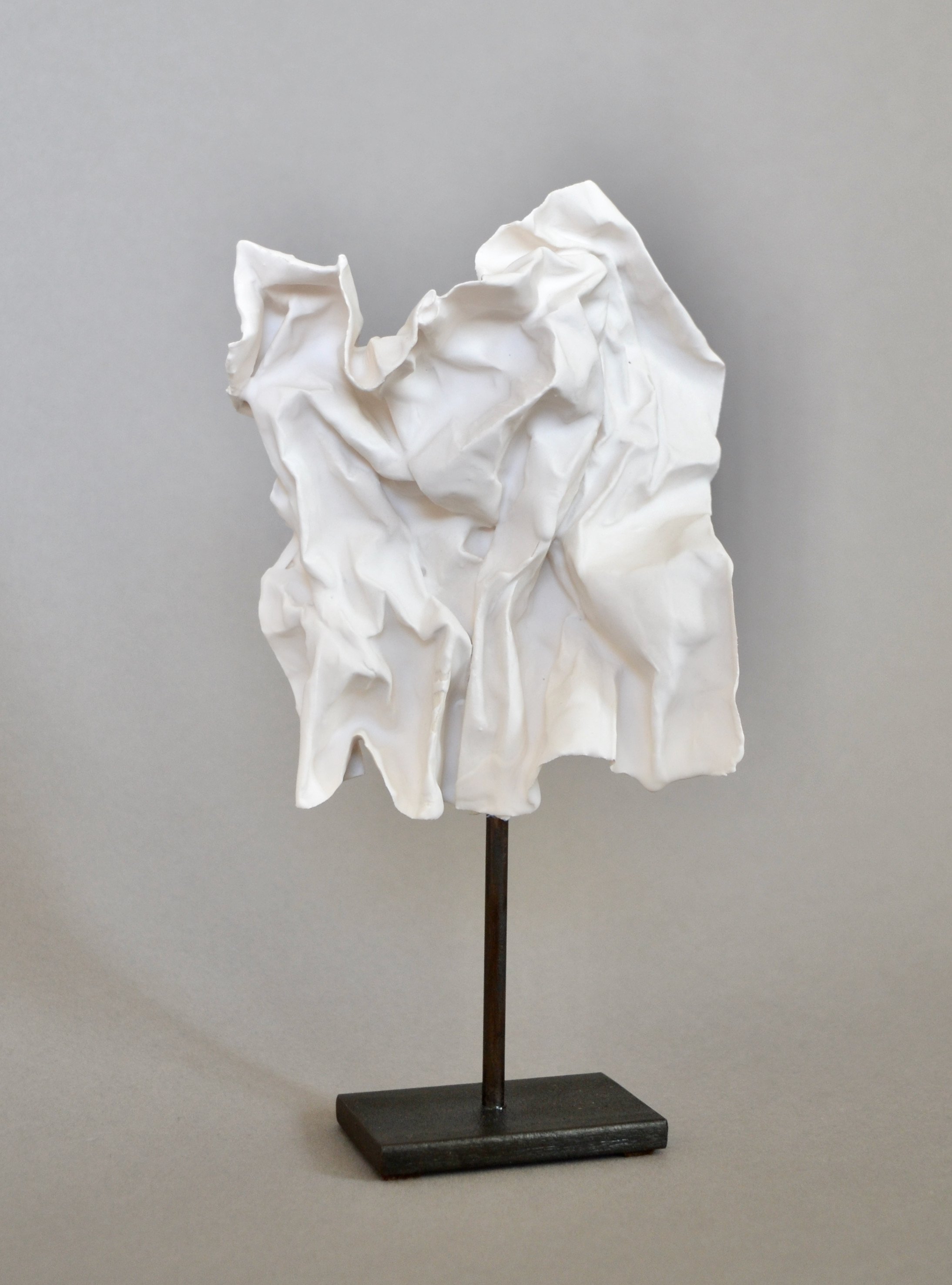 Fresh Air 3 plaster sculpture by Lutz Hornischer.jpeg