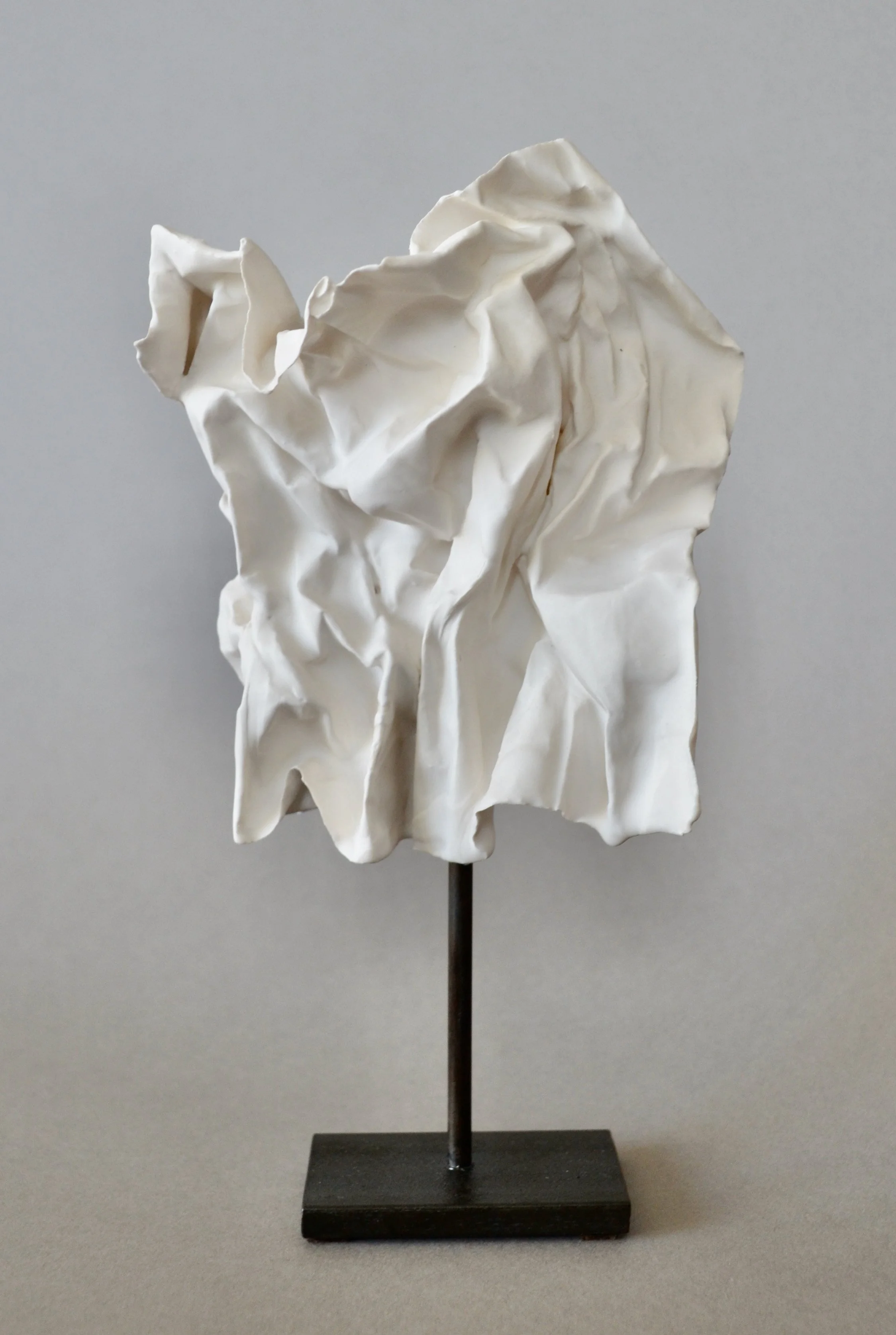 Fresh Air 4 plaster sculpture by Lutz Hornischer.jpeg