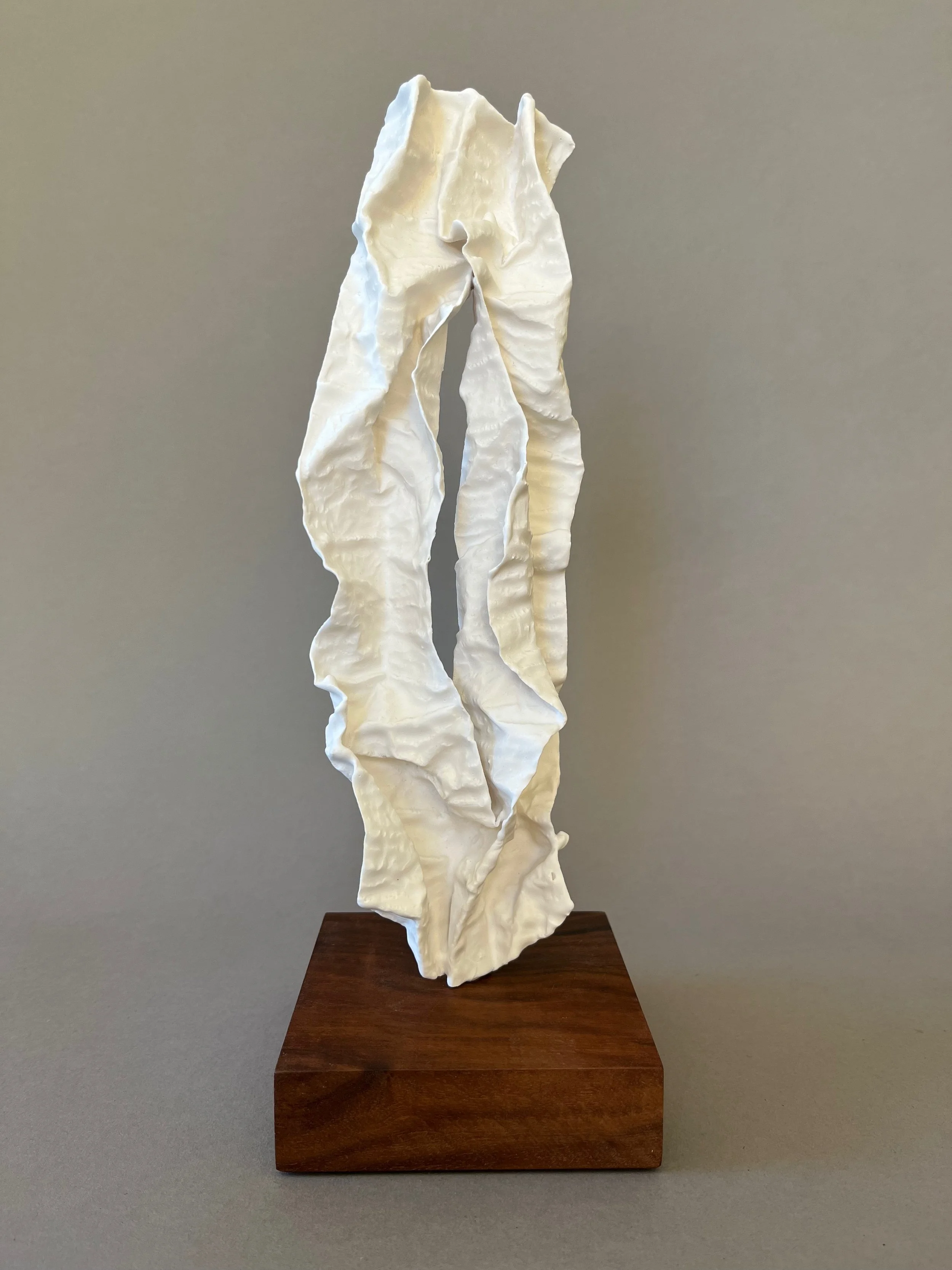 Discover 4 plaster sculpture by Lutz Hornischer.jpeg