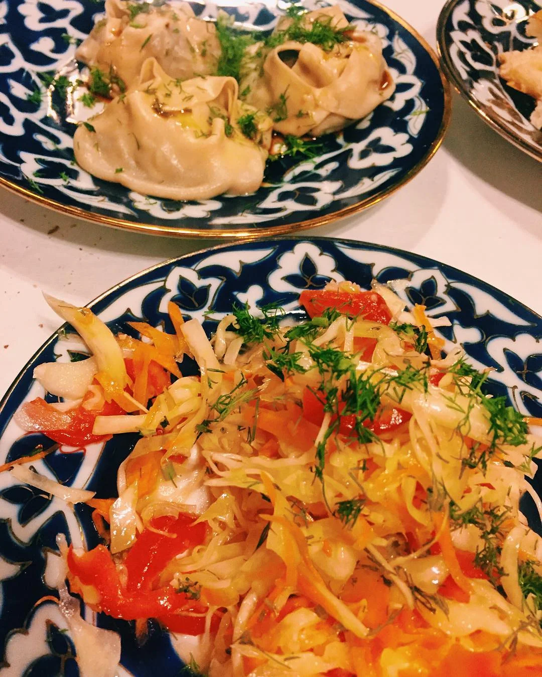 Our server at Taste of Samarkand in Rego Park suggested we get the cabbage salad as an app and she was right–it was delicious!
#regopark #regoparkfood #middlevillage #middlevillagefood #regoparkny #middlevillageny #queensfood #food #queensistasty #queenseats #eeeeeats #heartofqueens #tasteofsamarkand (at Taste Of Samarkand)