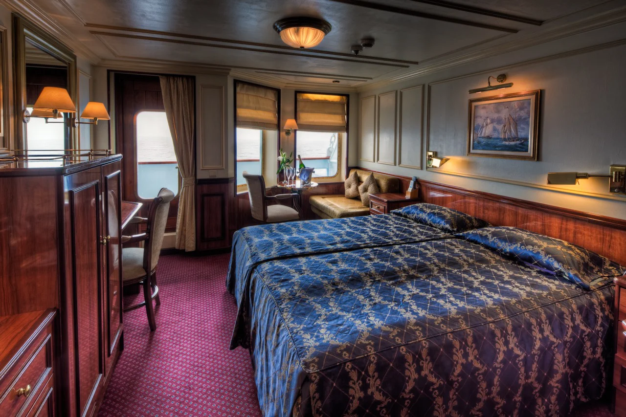 Deluxe Suite