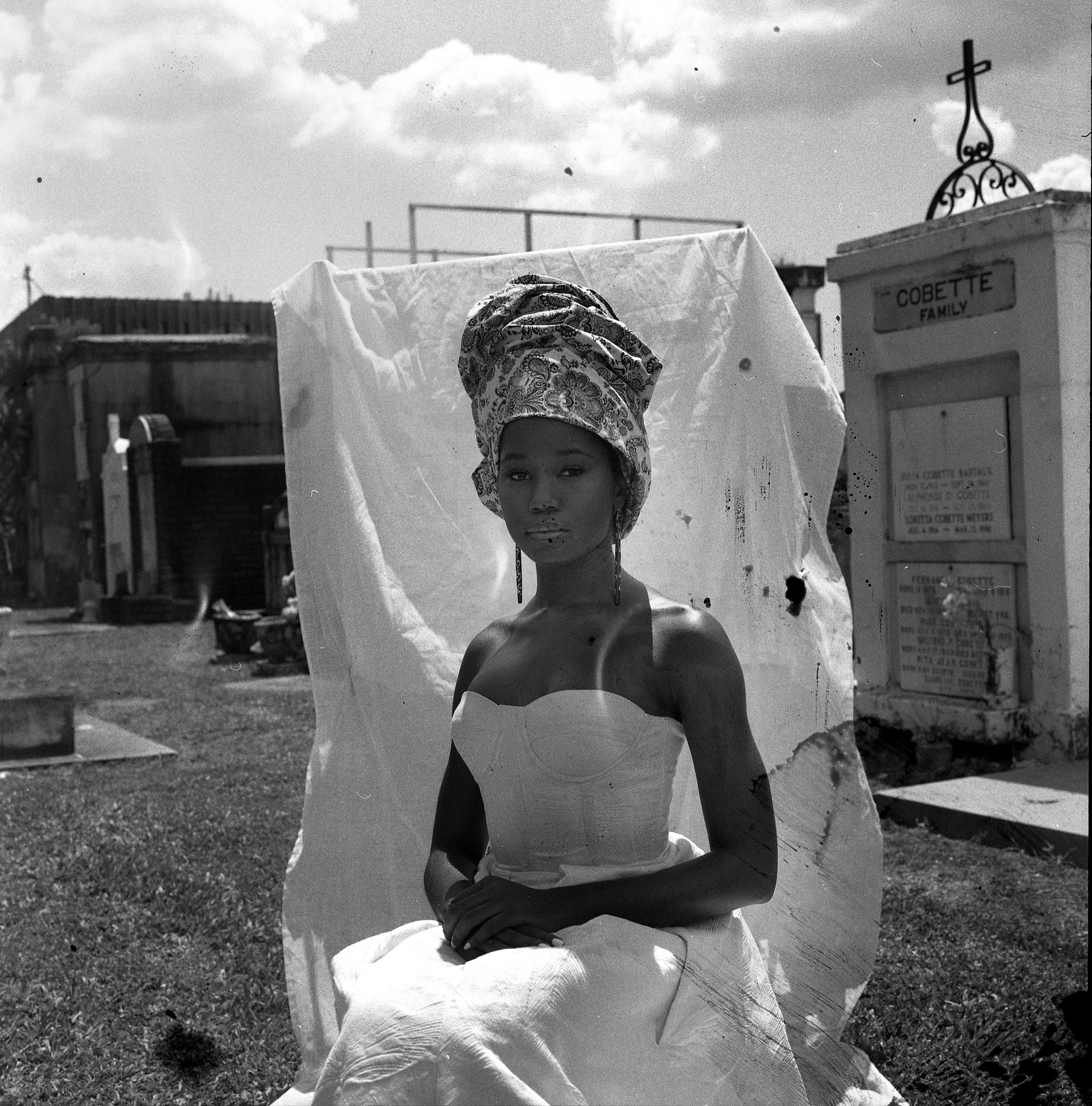 Untitled , 2016. Juliana Kasumu. Courtesy of Olaju Art Group.