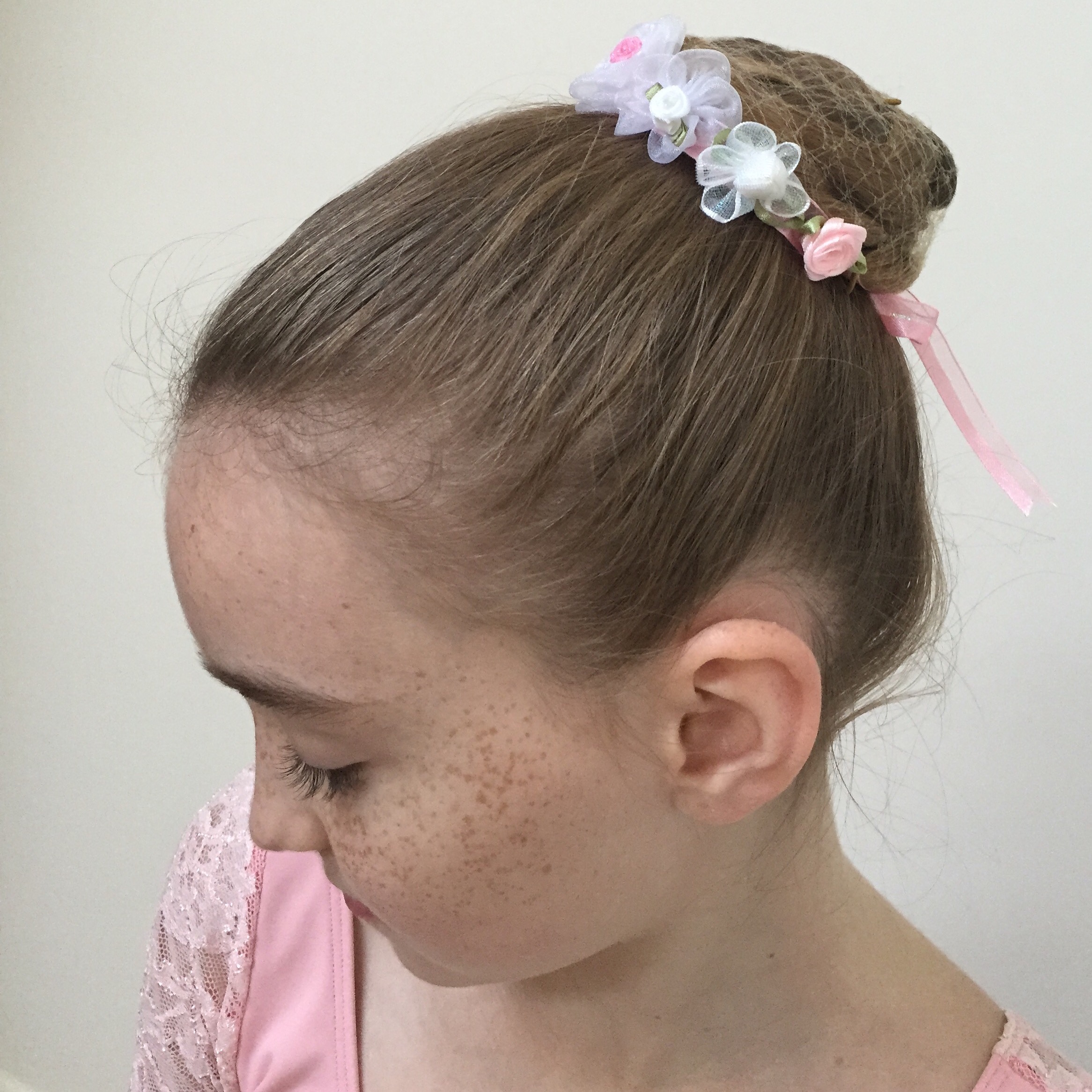 BunFun™ - Ballet Bun Flower Wreath