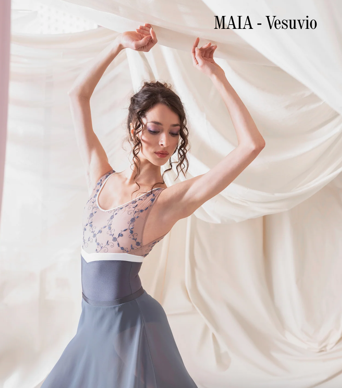 MAIA - Vesuvio - Front.png