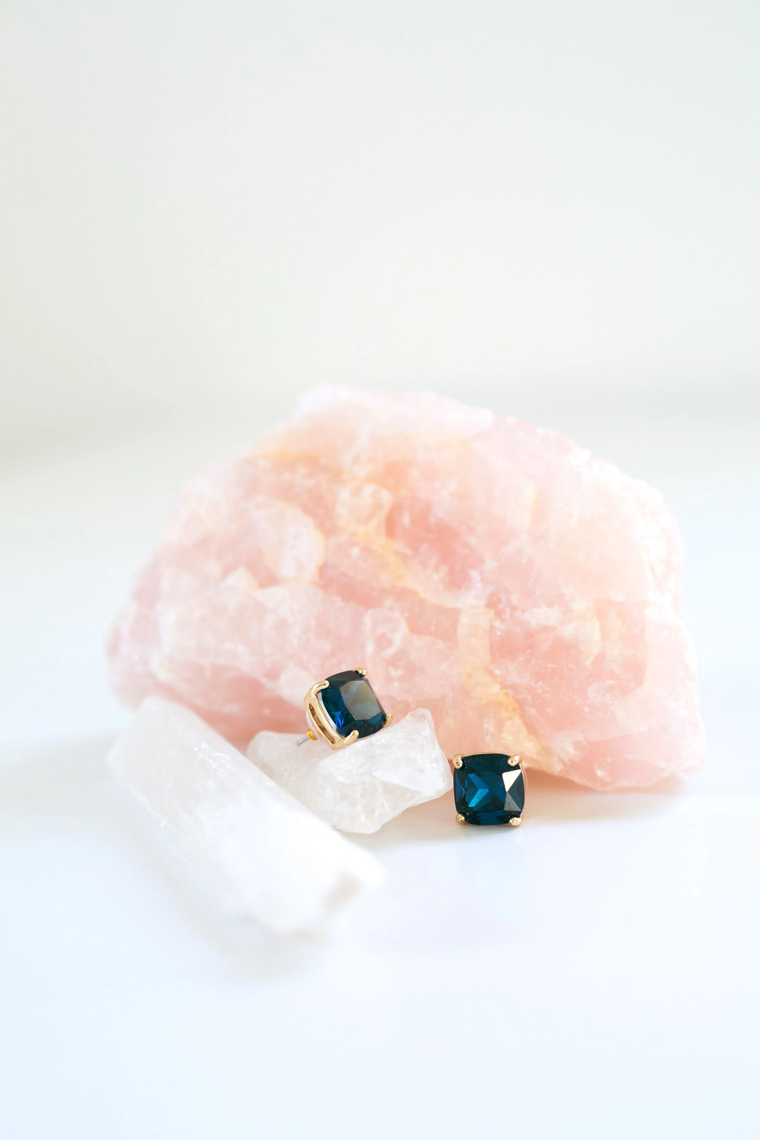 08.04.16 - Earrings Product Shoot - Finals (30 of 36).jpg