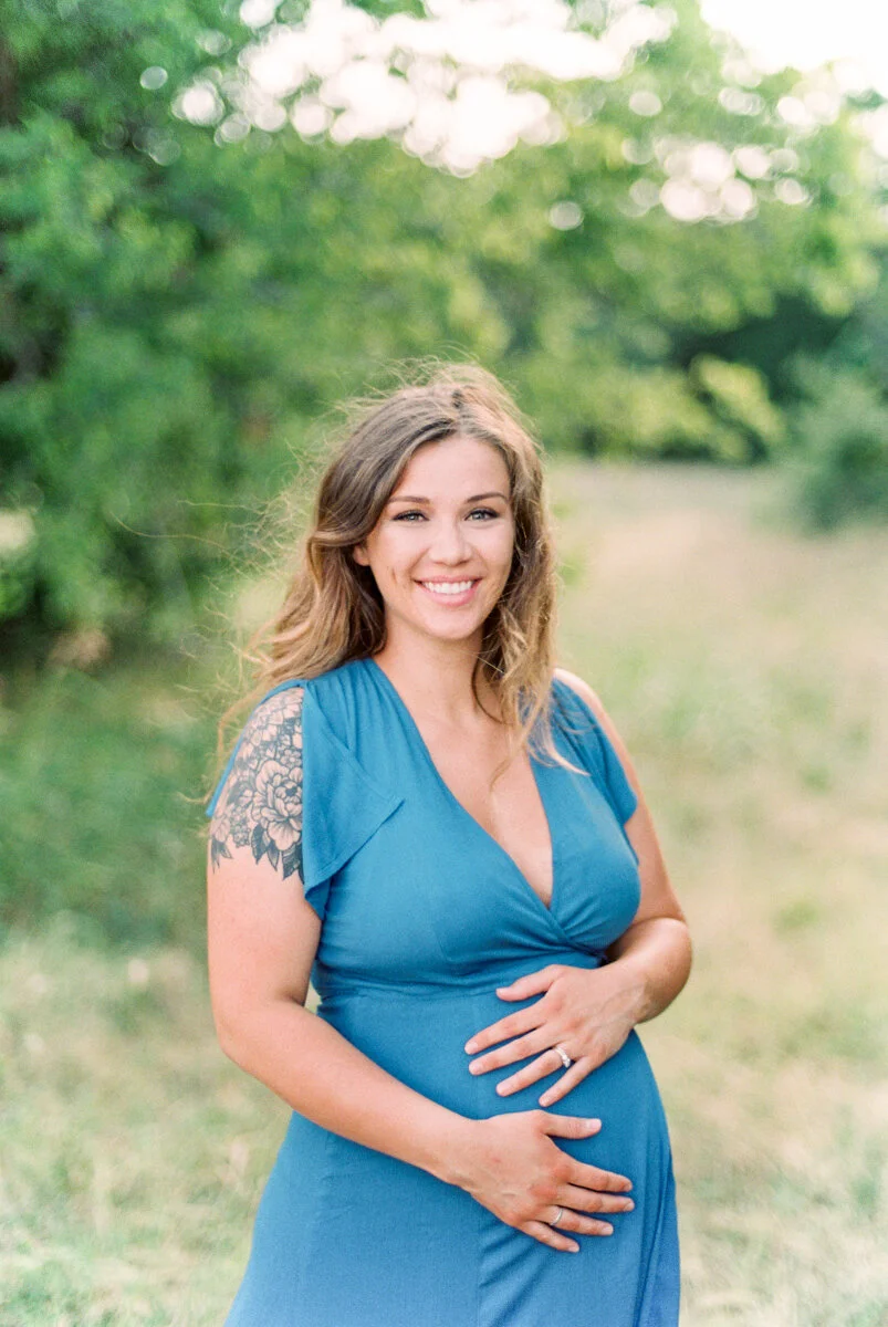 SWEET SUMMER MATERNITY SESSION | AUSTIN FINE ART PHOTOGRAPHY