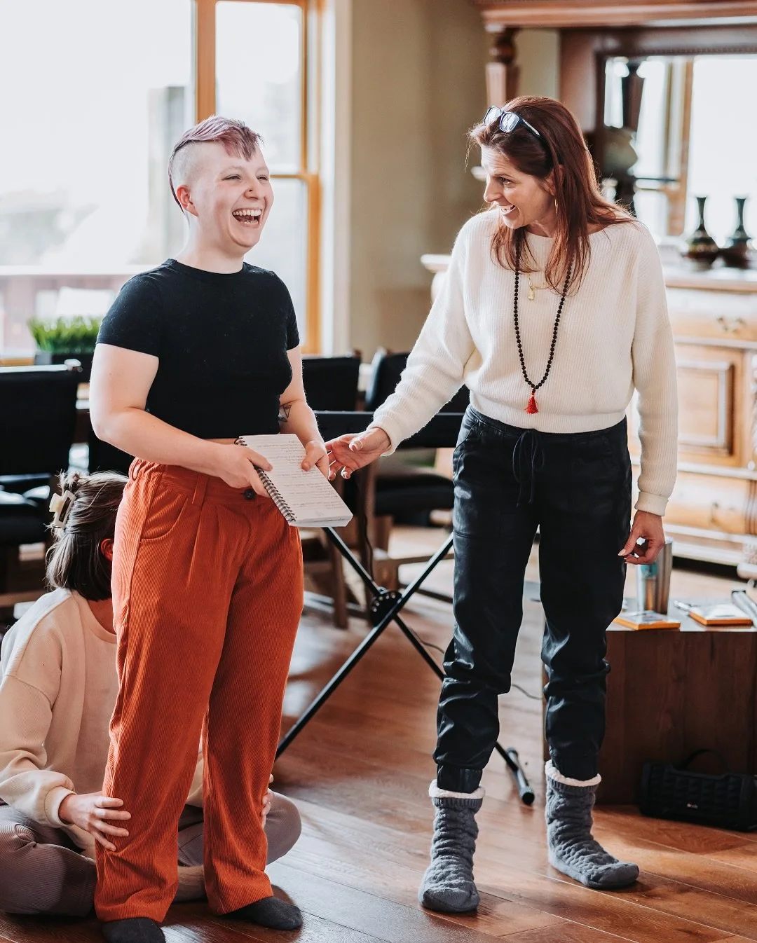 Capturing Arden&rsquo;s Vocal Retreat &mdash; a magical weekend for singers, songwriters, and artists to dive deep, connect, and transform ✨

It was such a joy to witness the sheer talent, heart, and vulnerability that poured out of every voice in th
