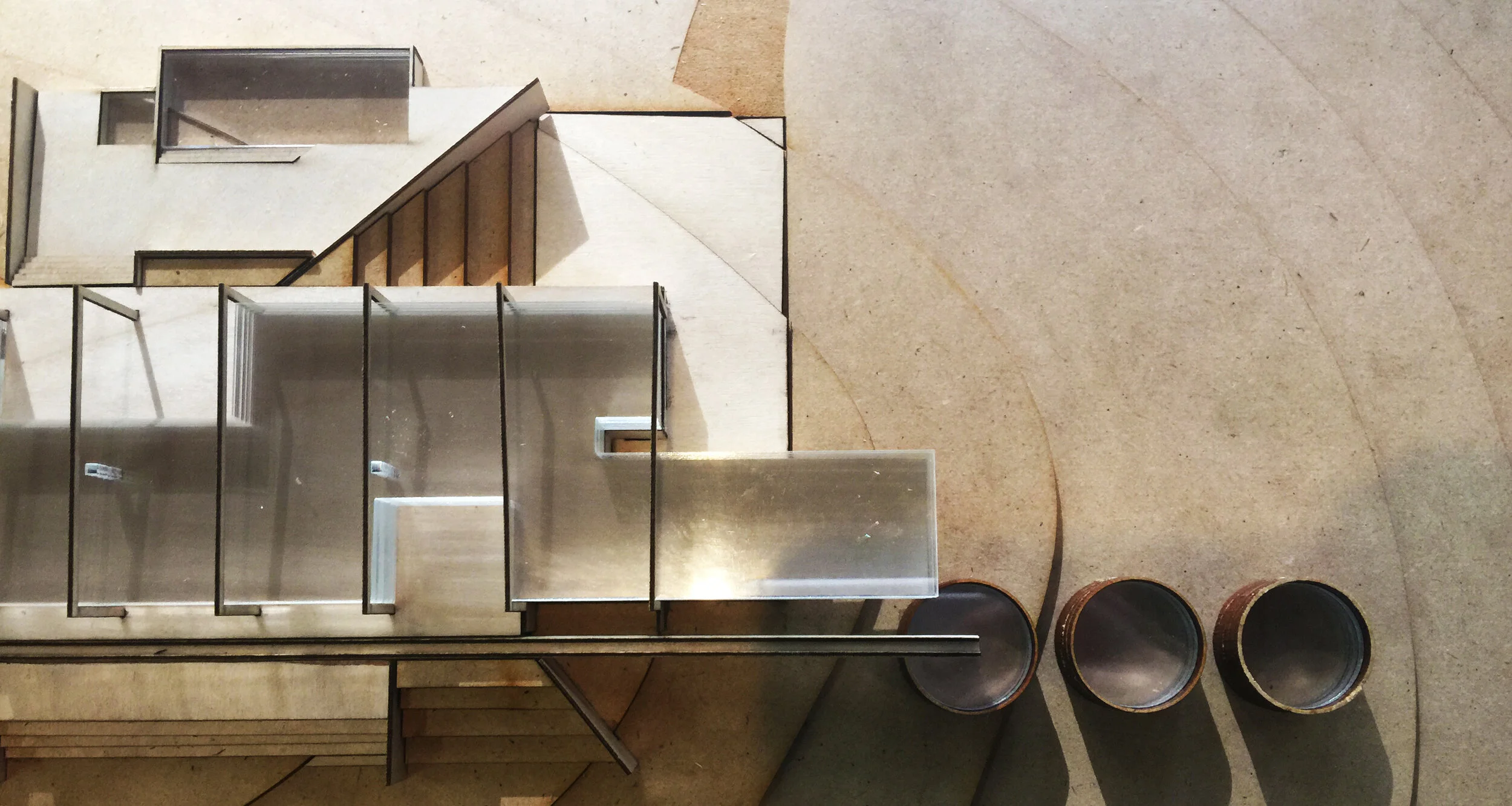 MODEL COVER - TG.JPG