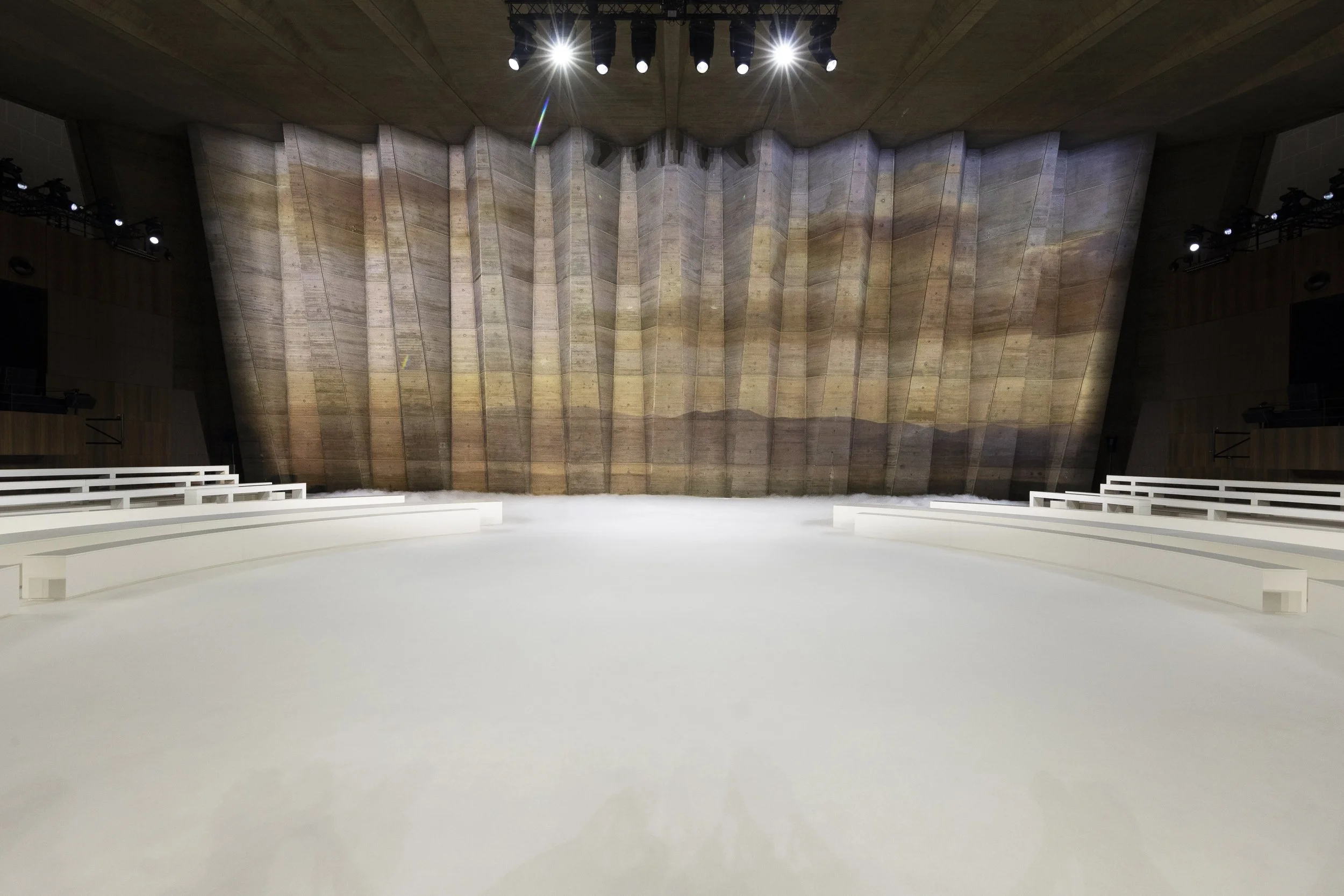 CHLOE_FW26_EMPTY_SET_AG_0138 copy.jpg