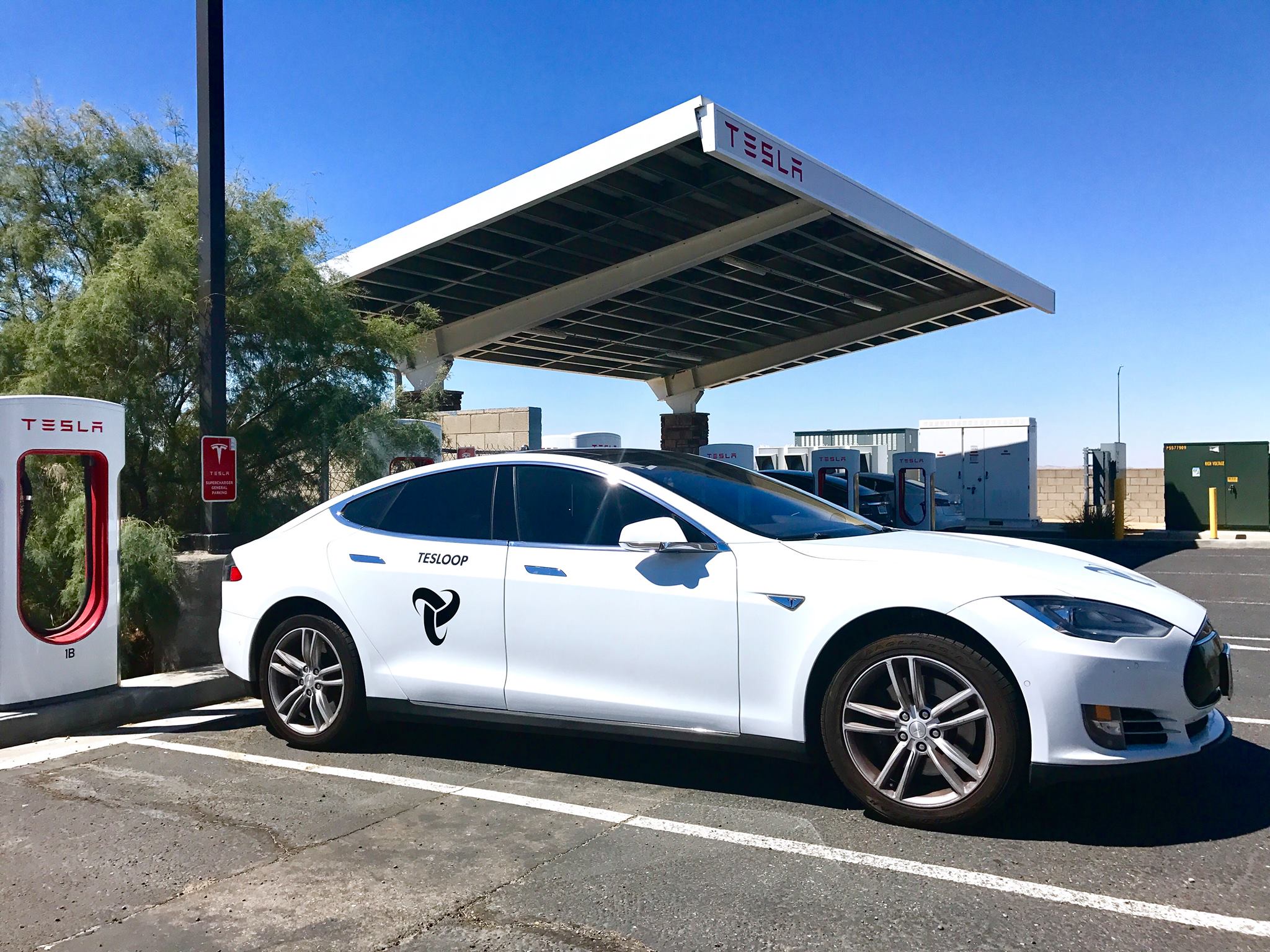 Tesloop's first vehicle in service, a 2015 Tesla Model S, is passing the 250,000 mile mark, running exclusively on Goodyear tires.