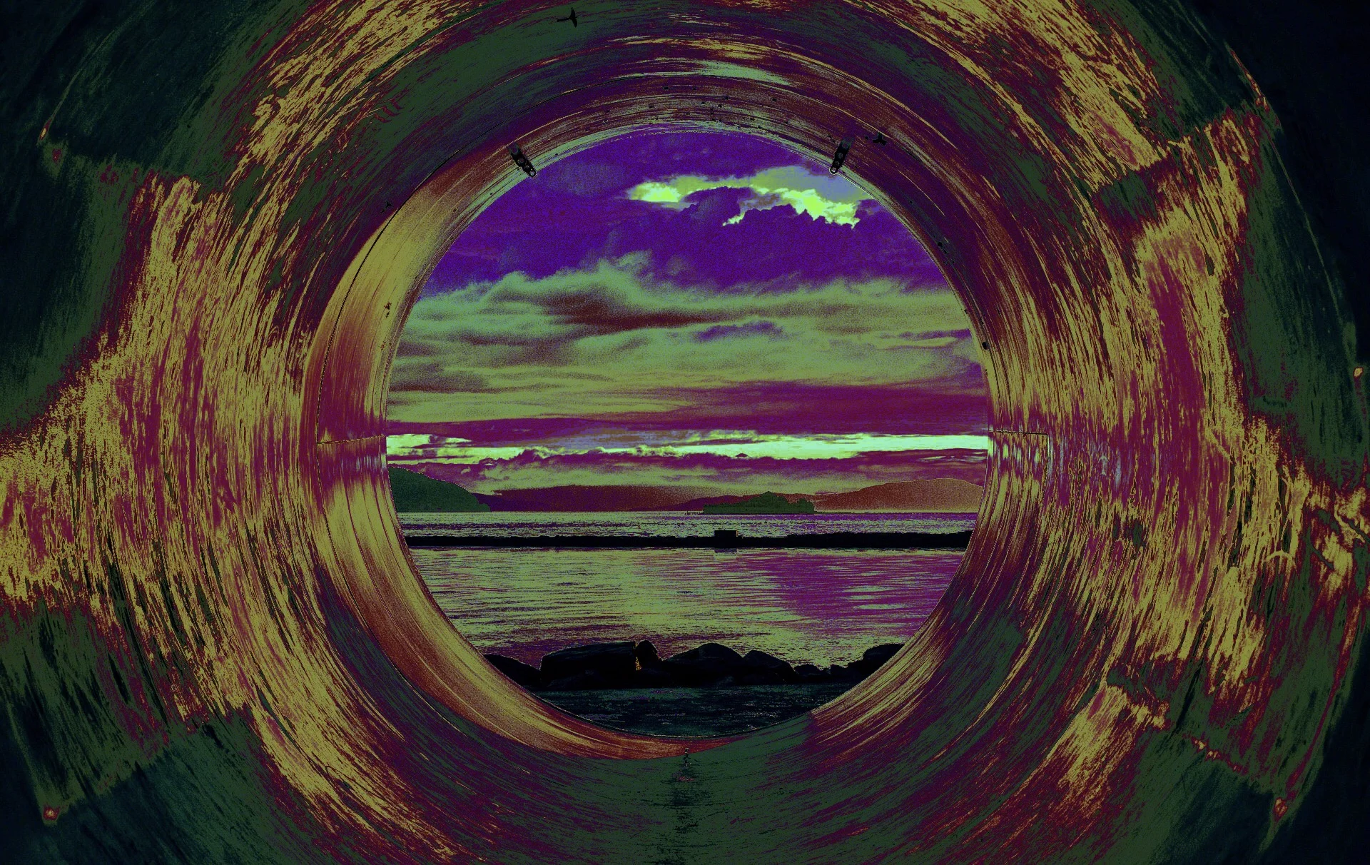 Original Images: Pixabay. Glitched by Kulturpop.
