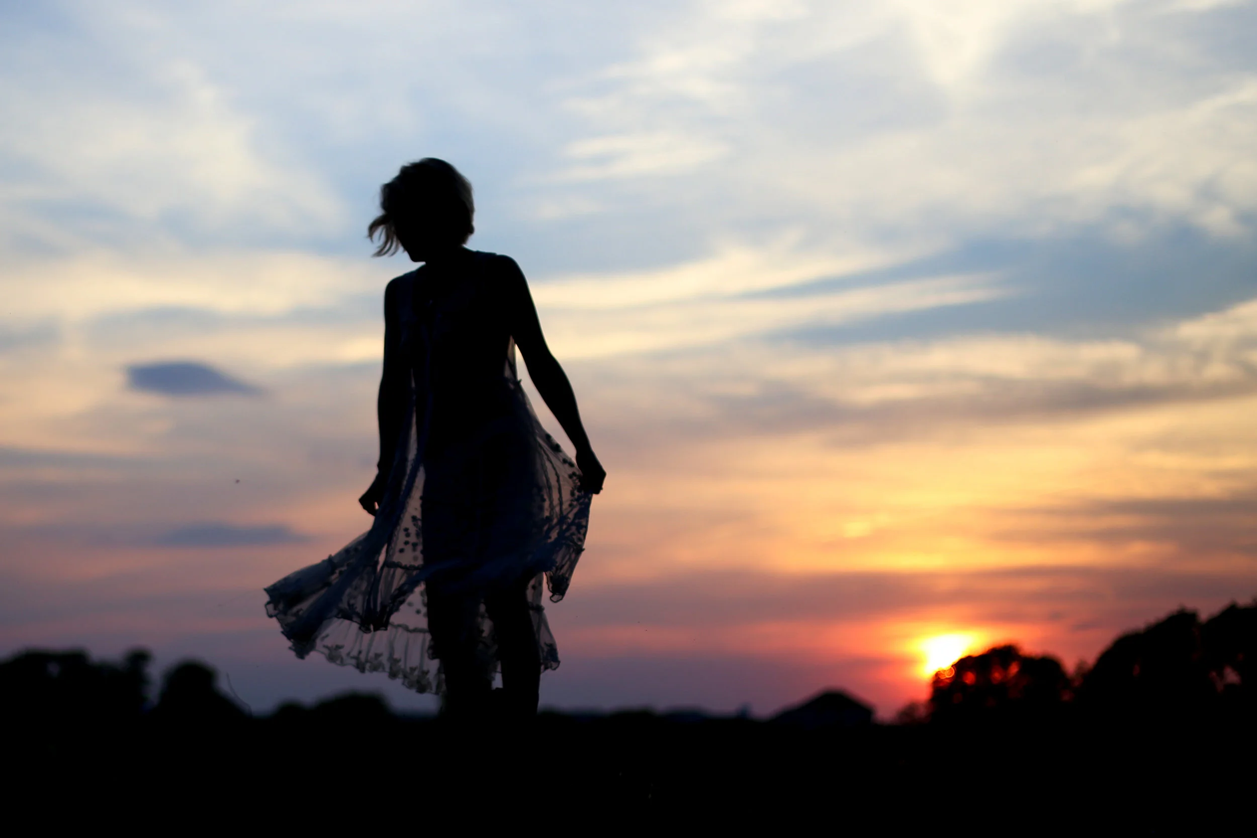 sunset bridal boudoir.jpg