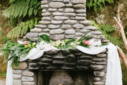 Auckland Wedding Florist Tropical Style Photo Shoot Table Flower Studio Fireplace Garland.jpg