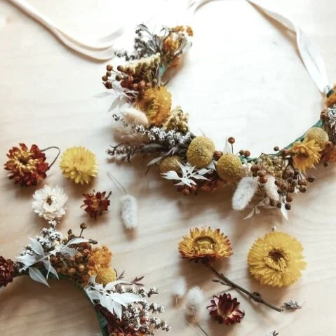 Dried Flower Crown Workshops  Everlasting Flower WorkshopAuckland. Floral Workshops Hens Parties. Hens Party Ideas Auckland. Home workshops. Auckland Florist