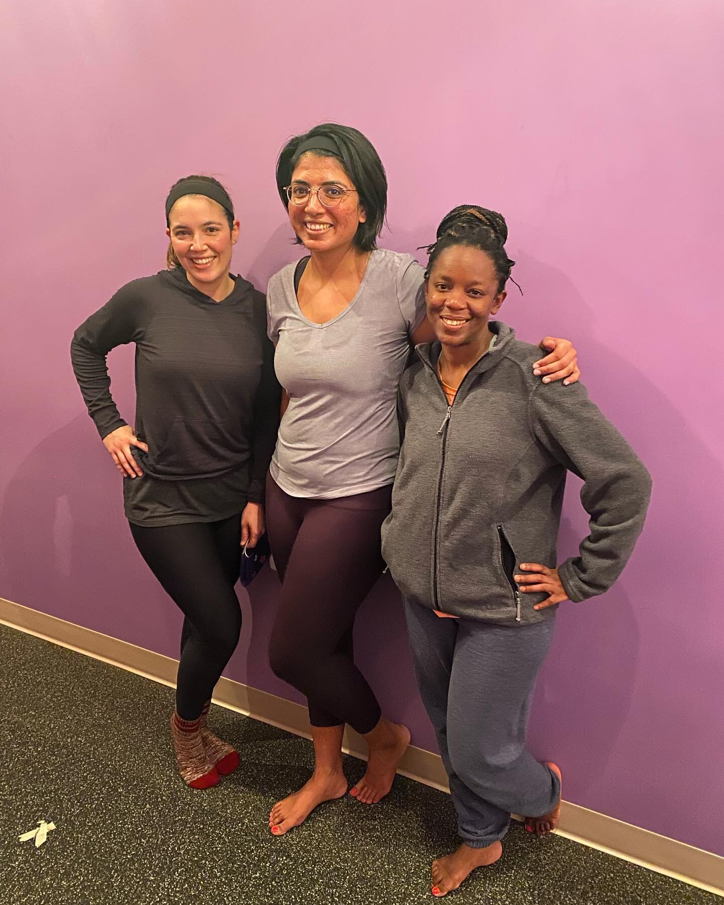 Galentine&rsquo;s Day is fast approaching, so we&rsquo;re spreading loved-up vibes with a special *fundraising class this Saturday to get your heart &hearts;️ racing. 

Bring your gals and let&rsquo;s have fun! 
Ready to sign up? Hit the link in our 