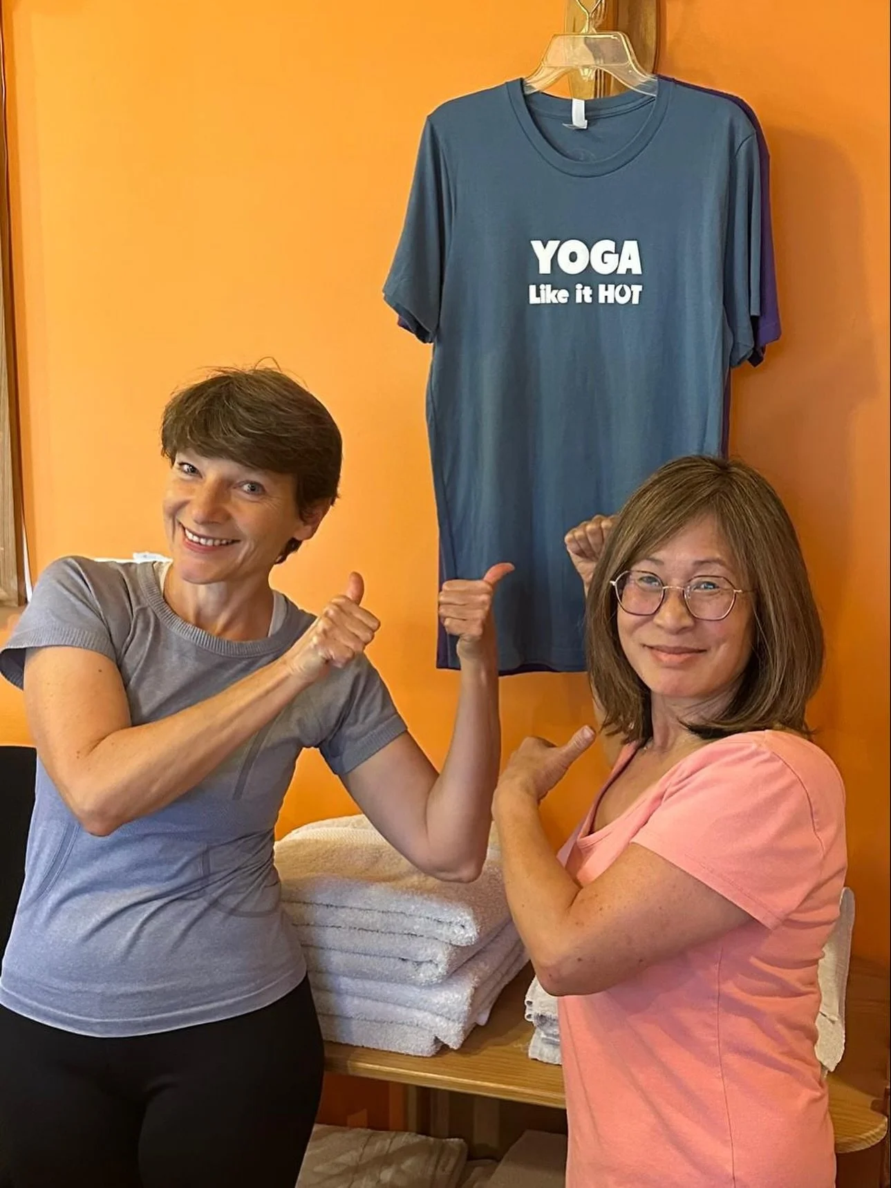 Happy Hump Day 🐪 Yogis! 

What perfect weather for a hot date with your yoga mat tonight at 6pm &ndash; Flow60 with Diana! 

Can&rsquo;t make it tonight? 

Don&rsquo;t fret, we have a Slow Flow 60 Pop Up with Natalya tomorrow 8/28 Thursday at 6:15pm