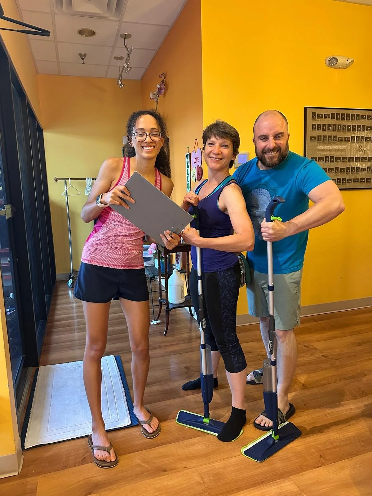 Love hot yoga but on a tight budget? Apply to be on our Work Study team!

Our staff keeps the studio space clean and safe in exchange for a spot in class. Perfect for yogis who are invested in their practice but on a tight budget.

⭐️ Ready to make a