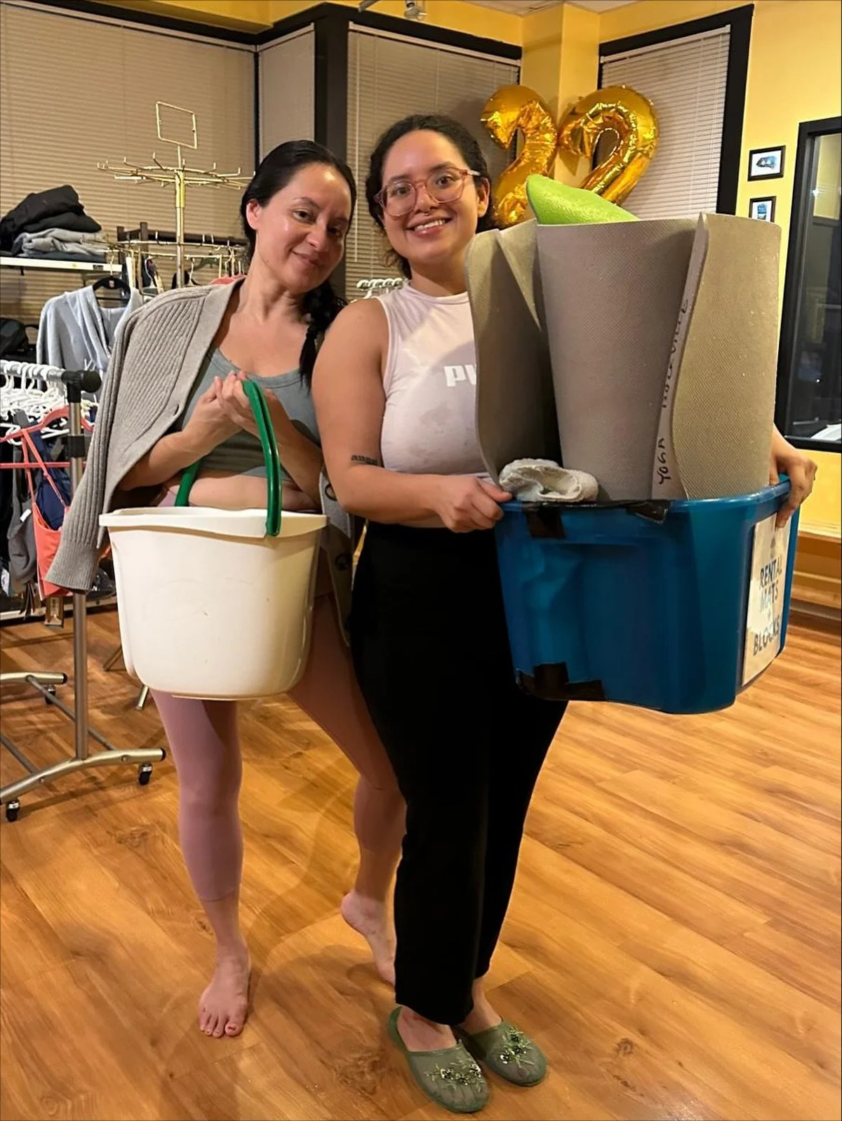 🧘🏽&zwj;♀️TGIF, thank goodness it&rsquo;s not the 13th! 

Start the weekend by giving yourself the best gift of health - make a hot date with your mat at 6pm tonight!

🧘🏽&zwj;♀️ Are you a certified Pilates instructor or a yoga teacher in the DMV a