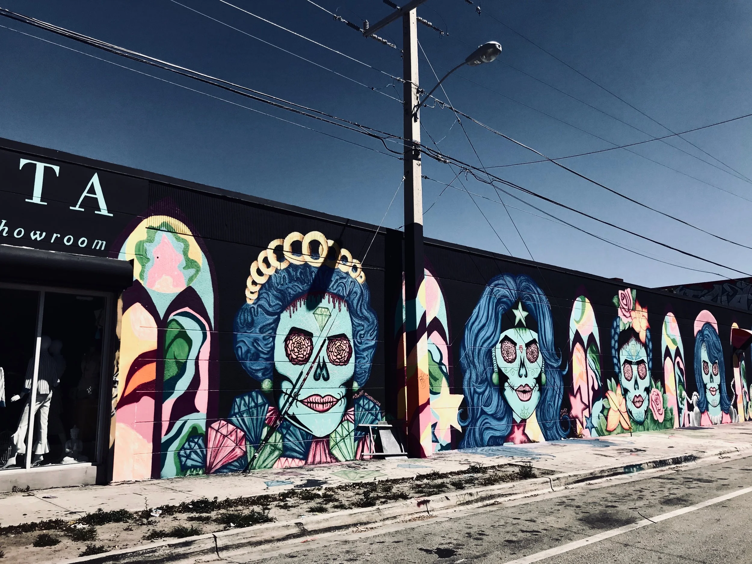 Mural by Cloe Hakakian Photo by Nadia Bouzid