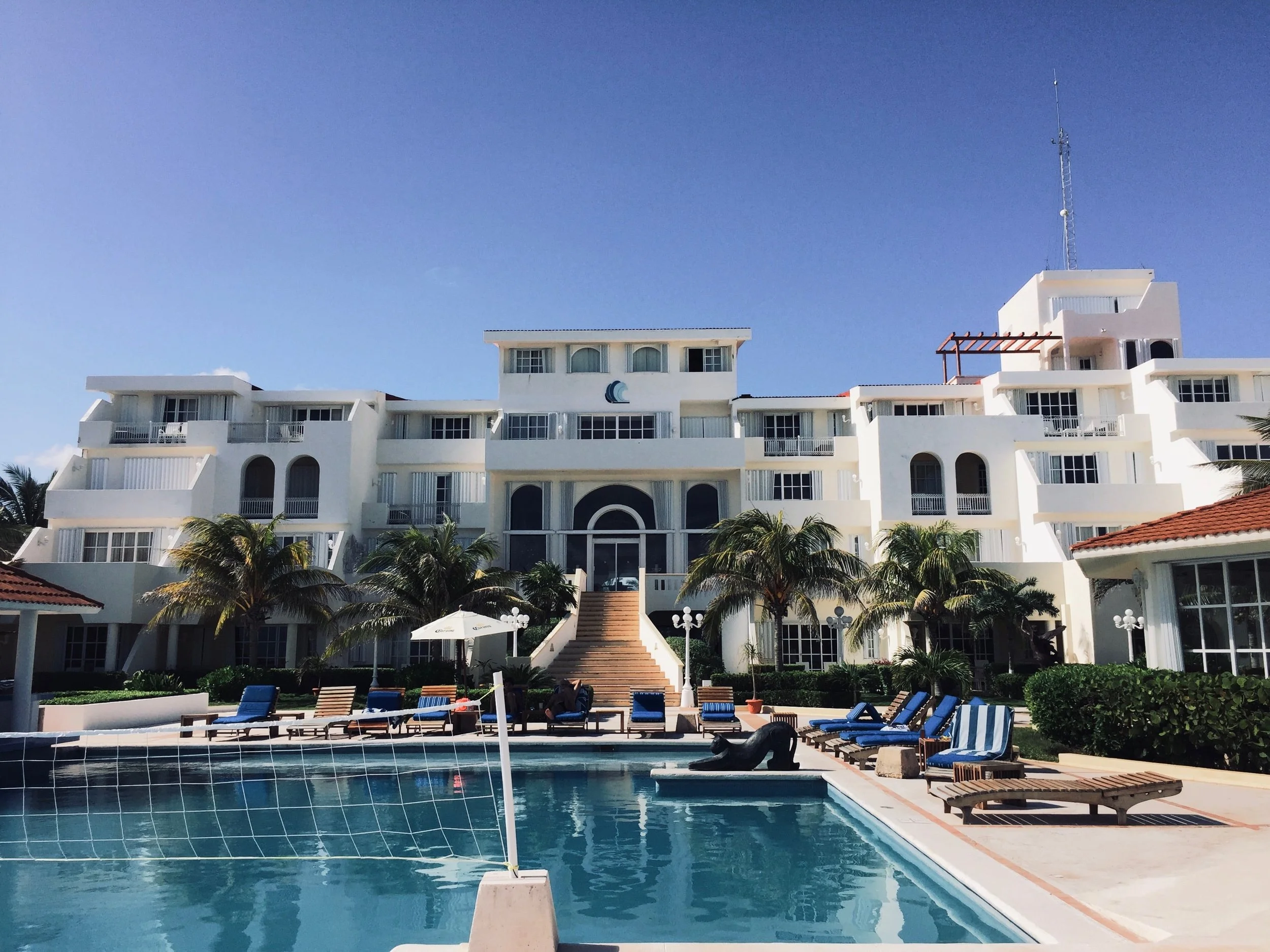 This hotel is the perfect spot to find your inspiration. Casa Turquesa, is one of Cancun's most unique properties