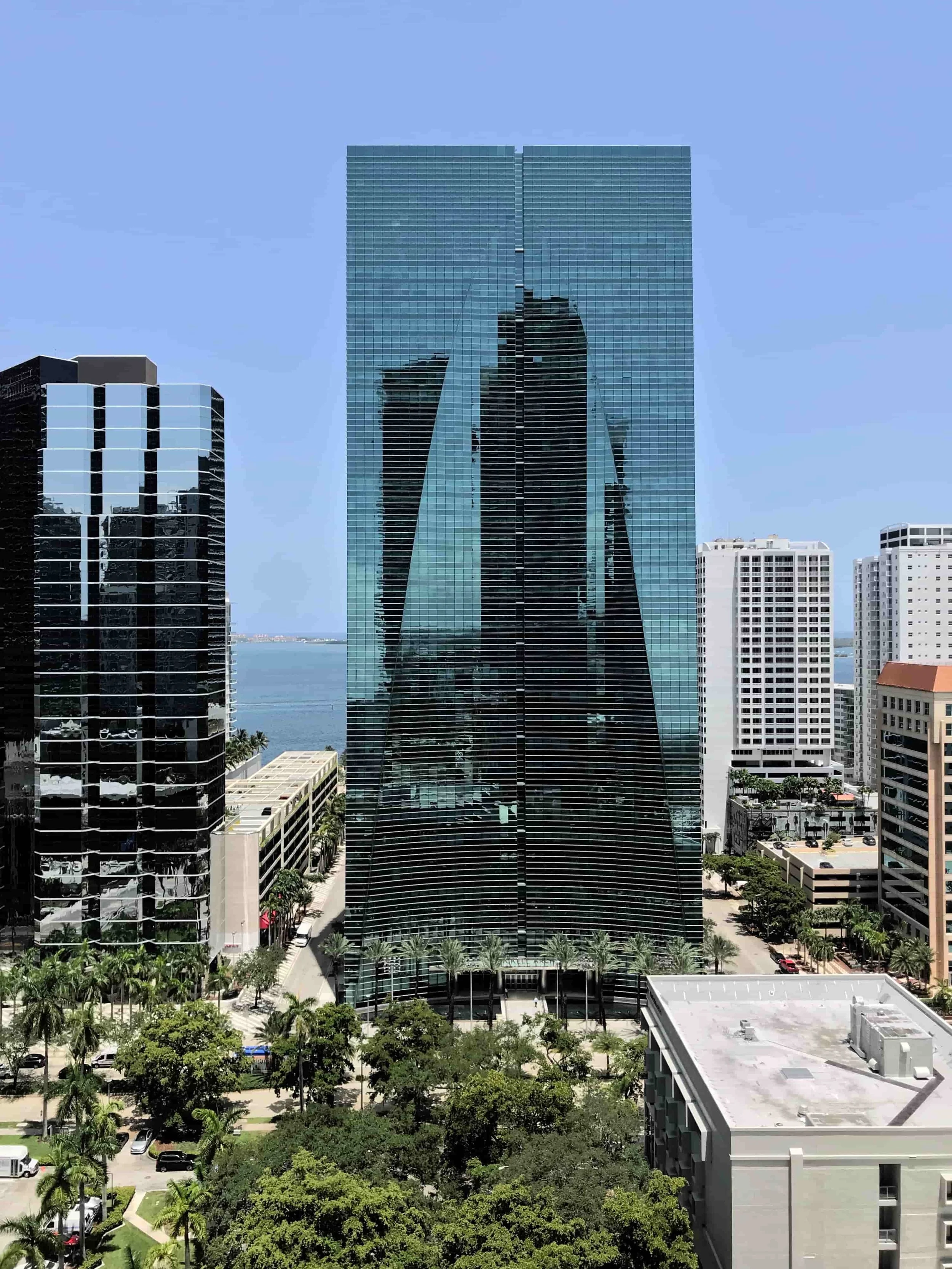 Brickell Arch aka Espirito Santo