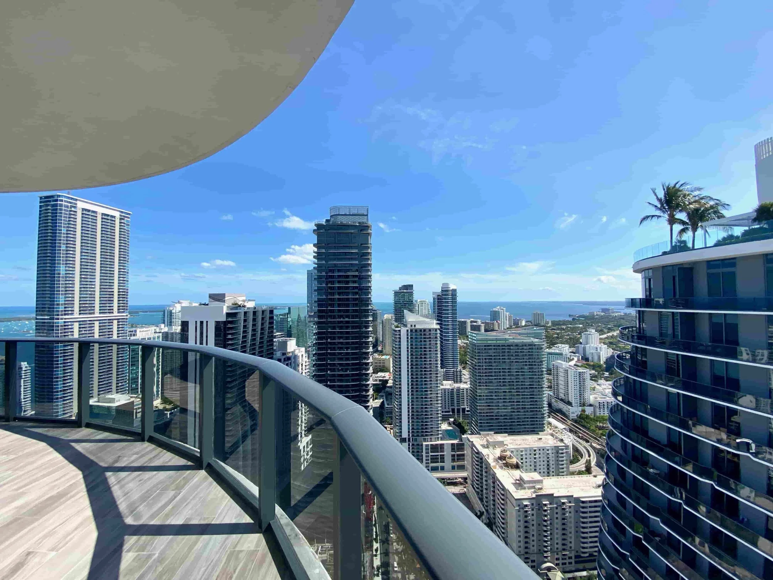 Furnished apartments for rent at the SLS LUX Brickell Condominium