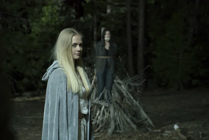 One-of-Us-Carly-Schroeder-Venus-Pyre-Still.jpg
