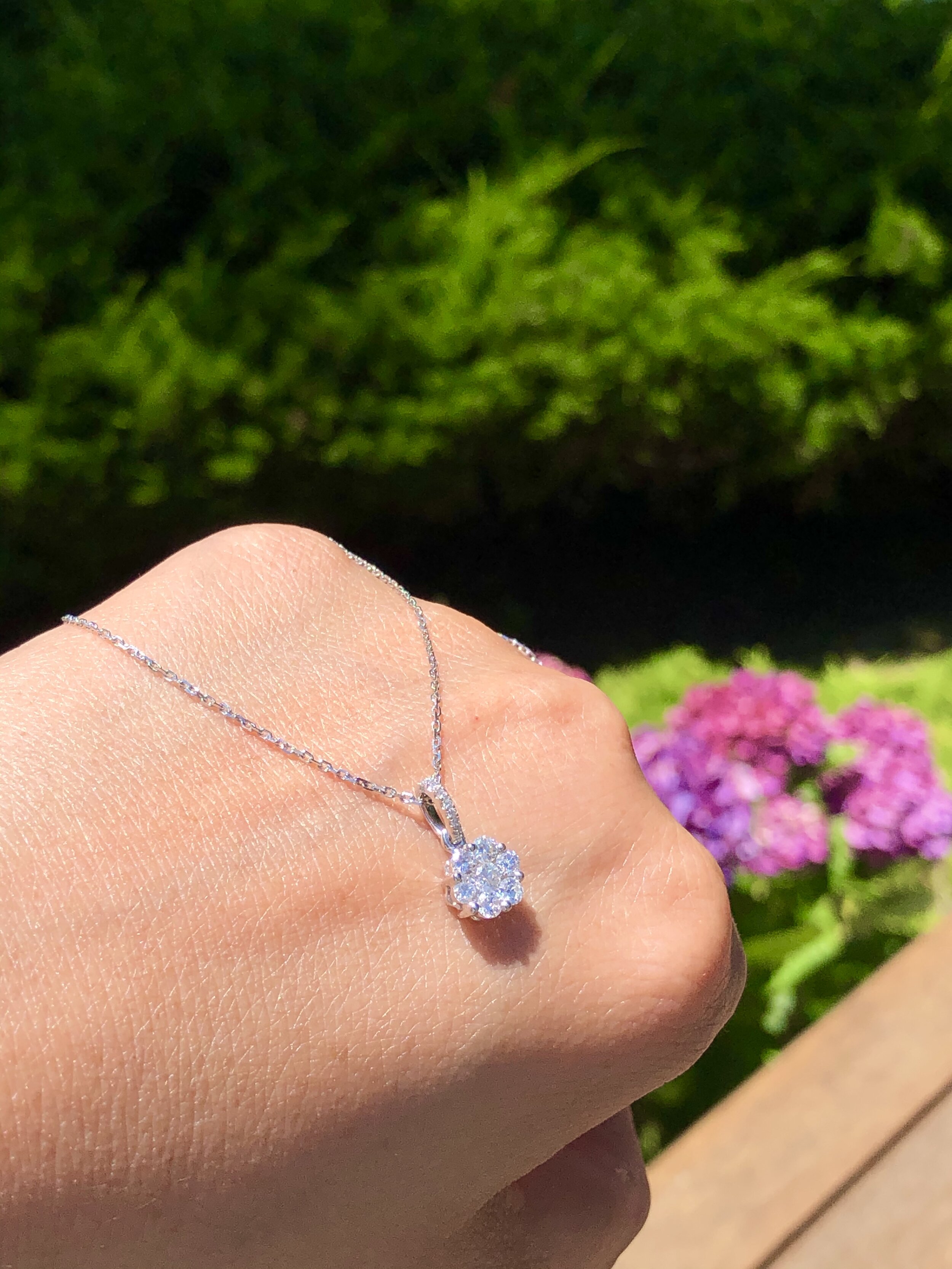 7 Diamond Pendant Necklace | Diamond Mansion