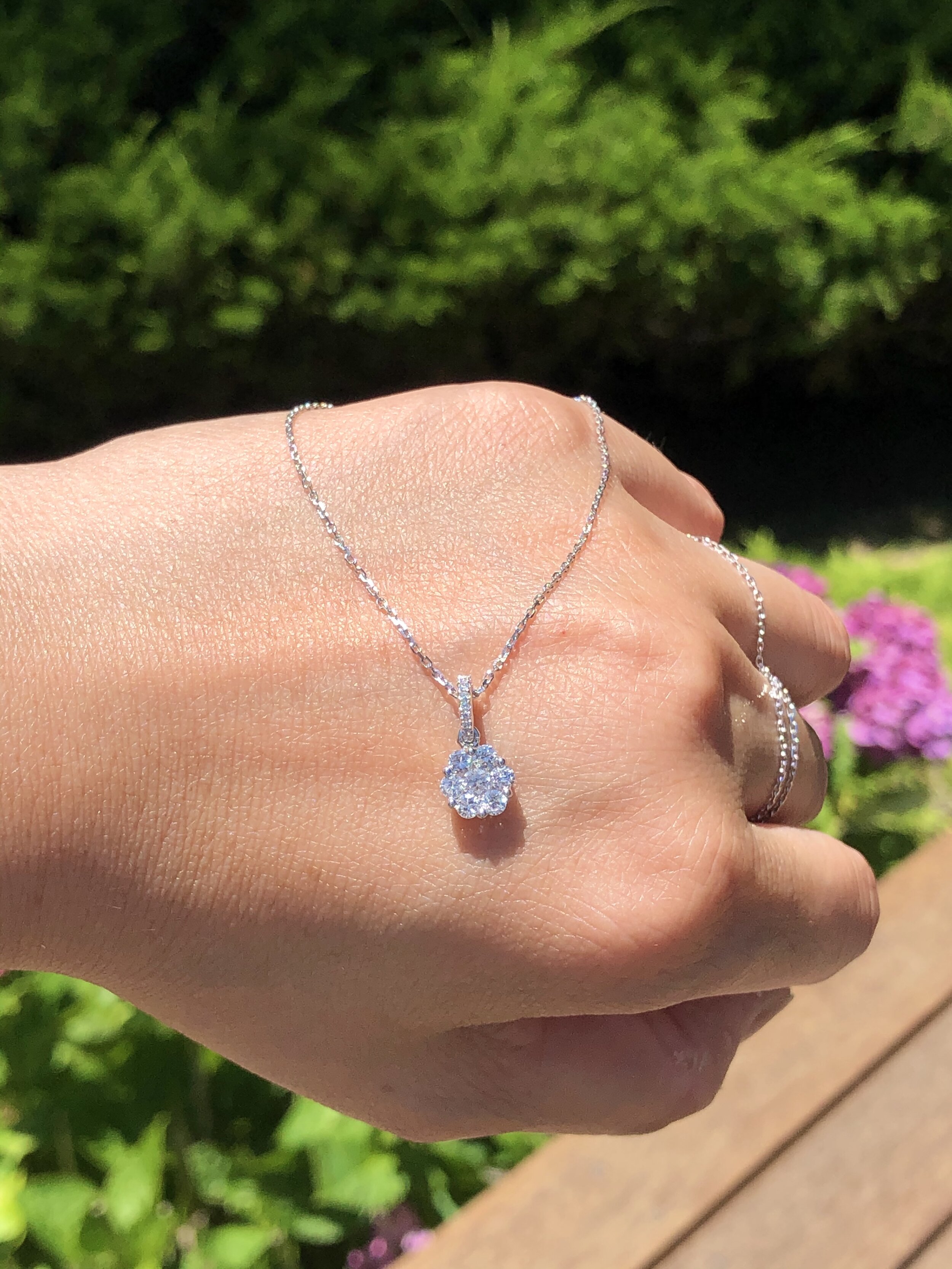 Cluster 7 stone Diamond pendant 