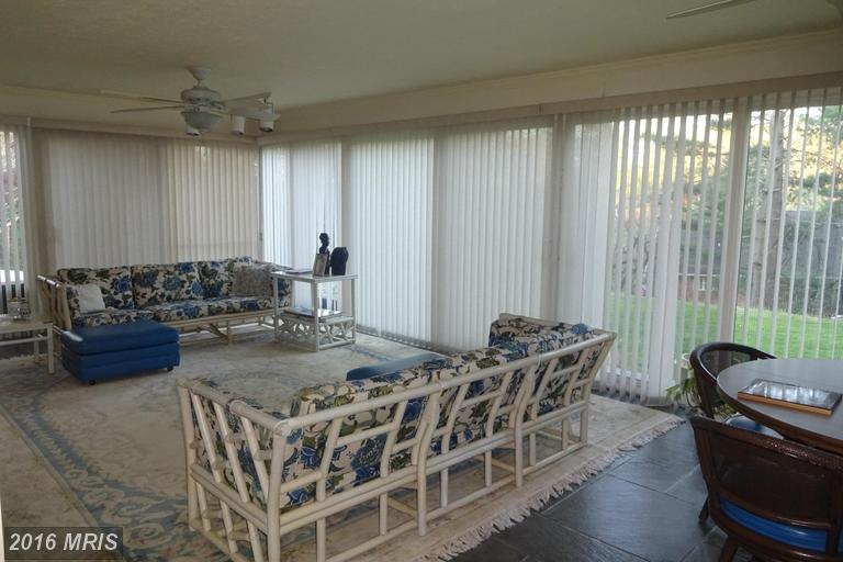 old sunroom.jpg