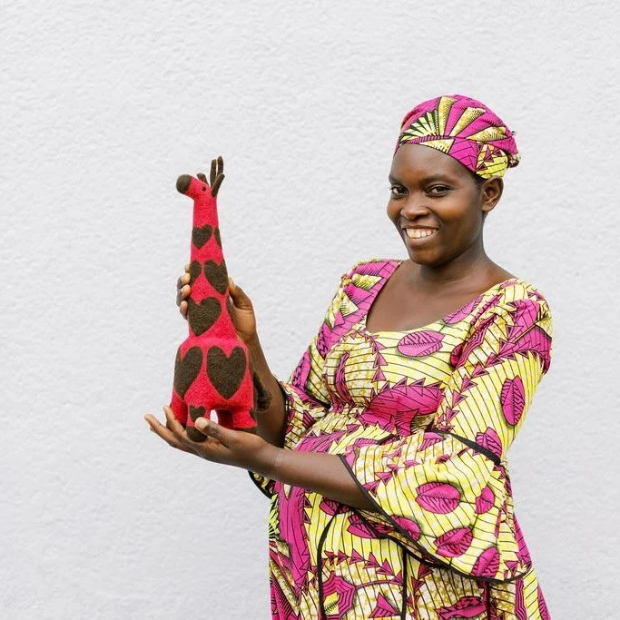 Love, handcrafted and full of charm. 🦒💕

Women like sweet Mama Brian create each Ollie and Georgie Heart Giraffe one at a time, with patience and a whole lot of love. Each 100% organic wool sculpture takes up to five days to make! 

This Valentine&