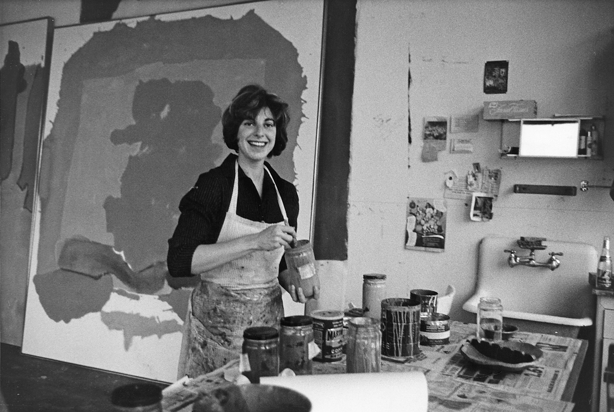 Helen Frankenthaler in her studio, 1964. Source: http://www.frankenthalerfoundation.org/
