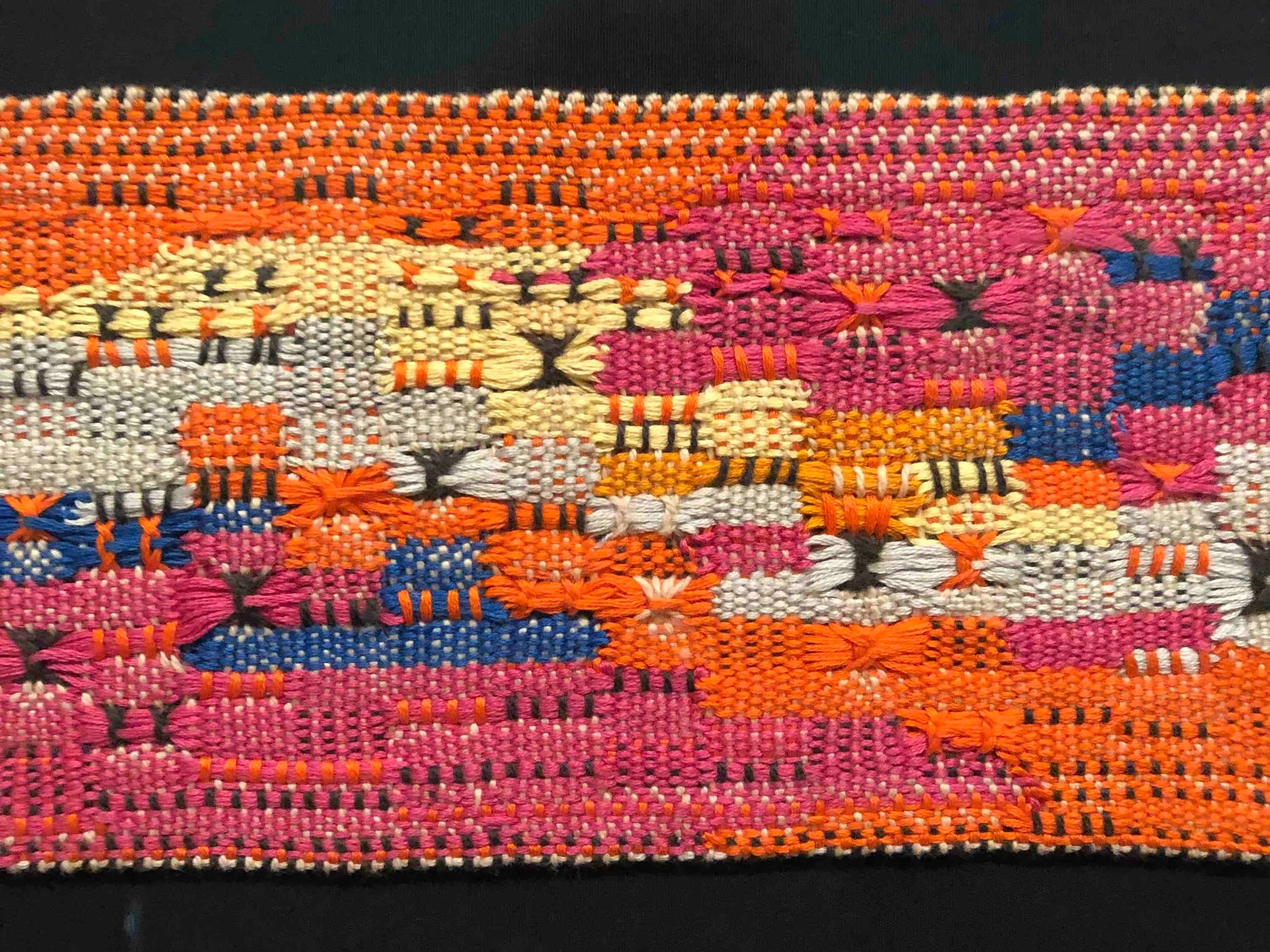 South of the Border, Anni Albers, woven cotton and wool, 1958. Close up.