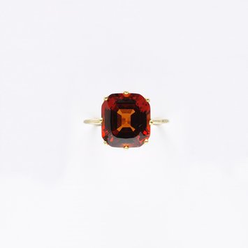 Europe, c. 1800-1869 Ring, faceted hessonite garnet V&A Museum