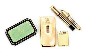 A GROUP OF ENGLISH AND CONTINENTAL GOLD, GOLD-PLATED AND SILVER ARTICLES Christie’s 2536