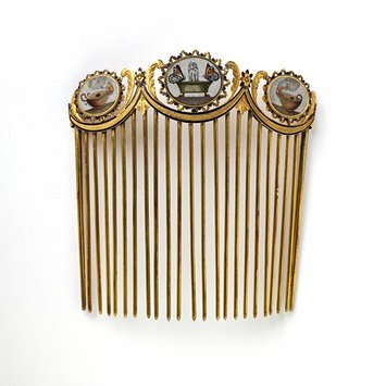 Rome, c. 1810 Comb, gold set with micromosaics, glass beads and enamels V&A Museum