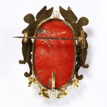 V&A Museum Pin extending beyond the edge of the brooch with a c-clasp Likely to be from the 1800's and probably pre-1850.