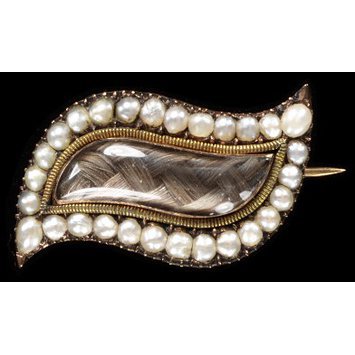 England, c. 1775-1800 Brooch with gold, pearls, hair under rock crystal V&A Museum