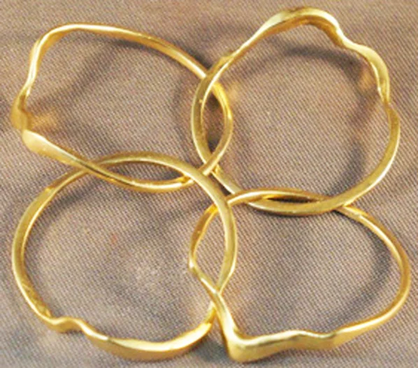 Classic Gold Puzzle Ring Open
