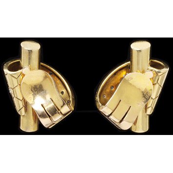 Paris, France 1935-1945 Back of Van Cleef and Arpels earrings showing spring clip back V&A