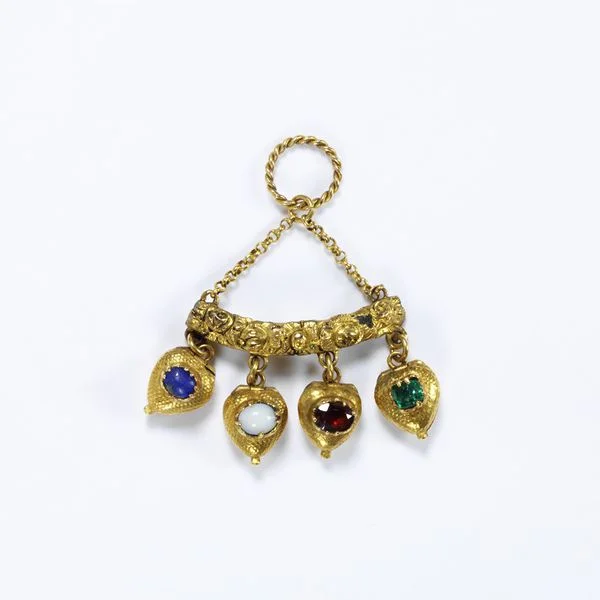 Acrostic Pendant. 1830. V&A Museum.