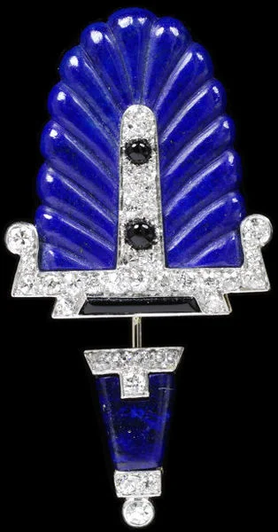 Lapis Lazuli Brooch. Cartier 1920-1930. V&A Museum.