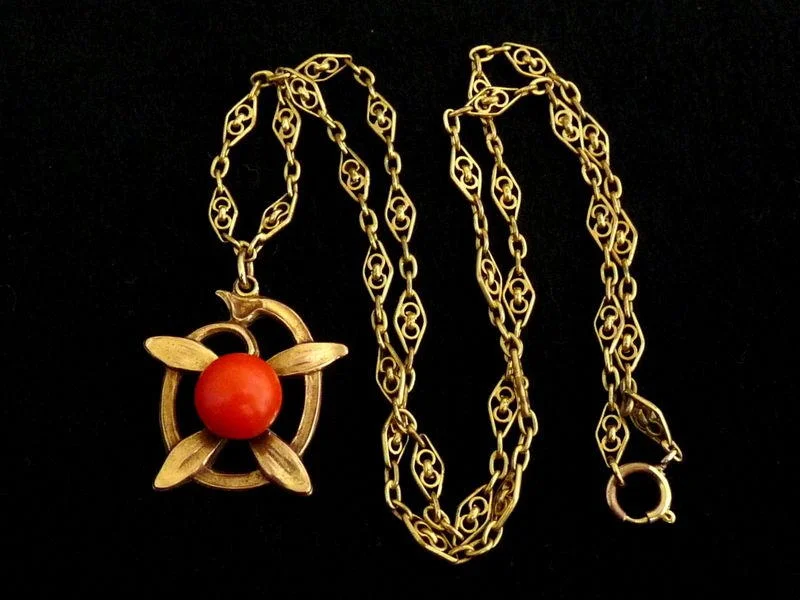 Jugendstil Coral Necklace