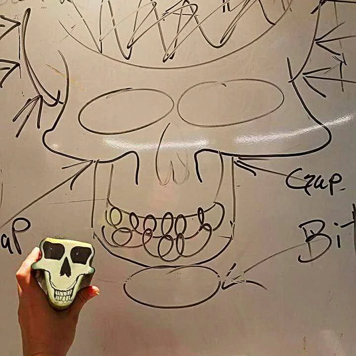skullMW.jpg,