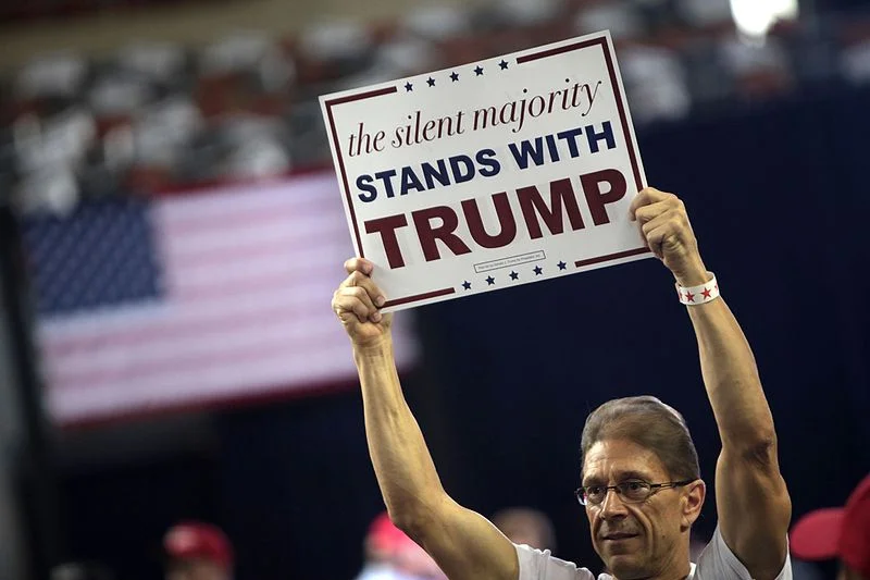 Donald_Trump_supporter_(27761513565).jpg