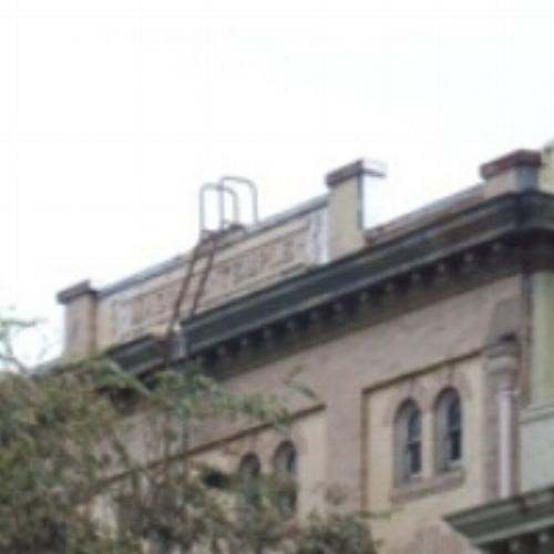 Chico masonic temple building built next to the jones hardware building (1908-1994).