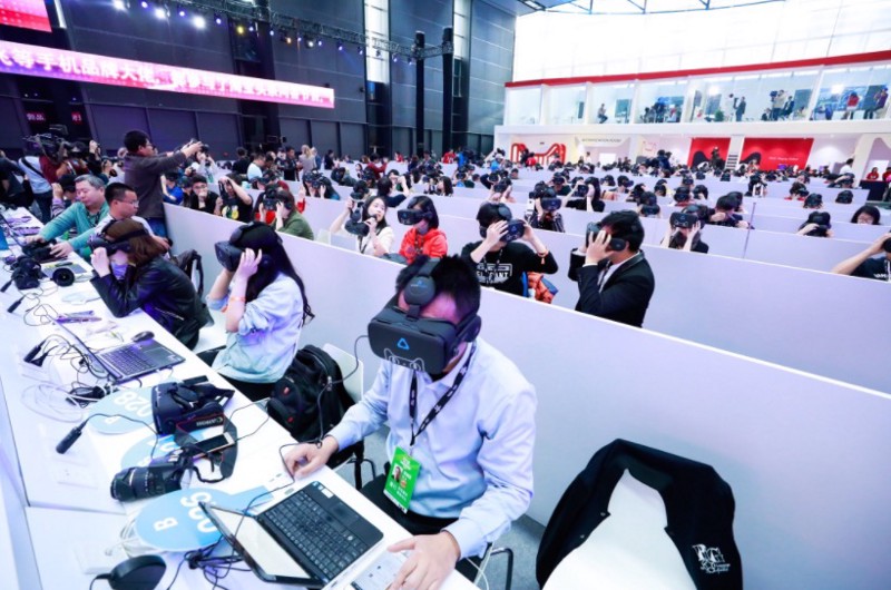 Alibaba VR Commerce 2.jpeg