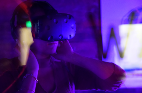 WomenVR_2.png